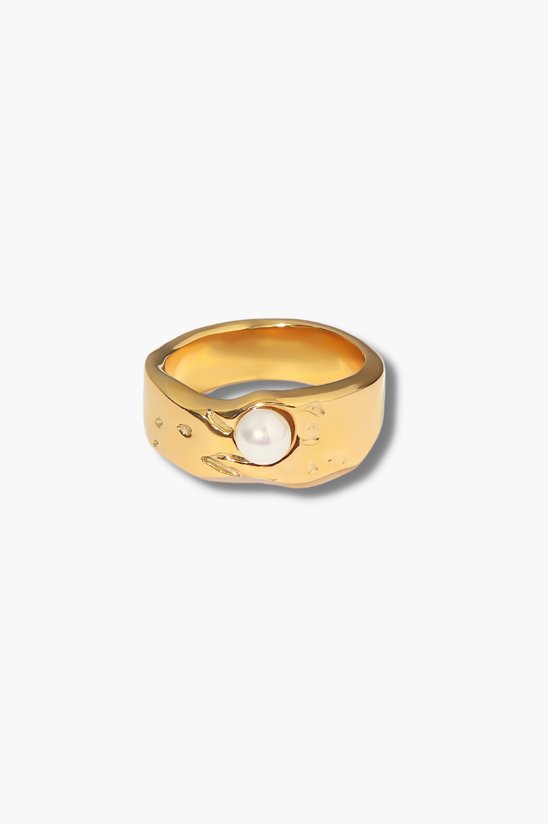 La Rochelle Pearl Ring Gold